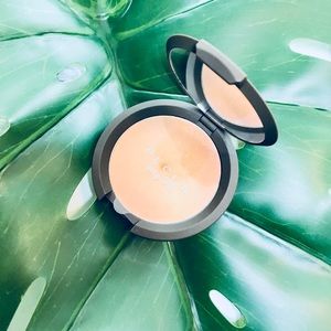Shimmering Skin Perfector in Champagne Pop | BECCA